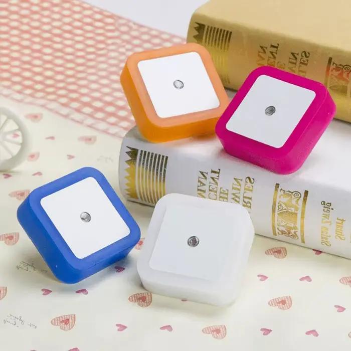 Mini veilleuse LED prise ue/US/UK capteur de lumière forme carrée lampe de nuit pour chambre d'enfan