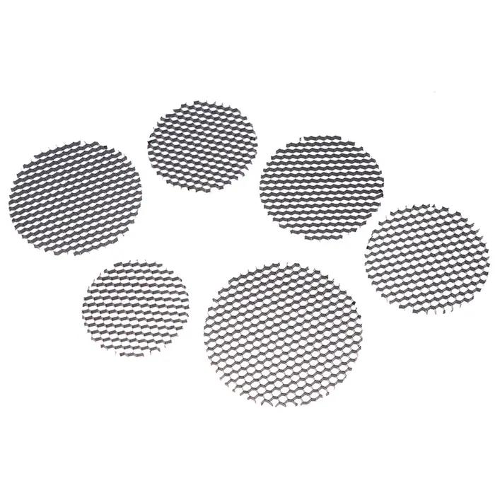 Plafonnier LED avec grille en nid d'abeille