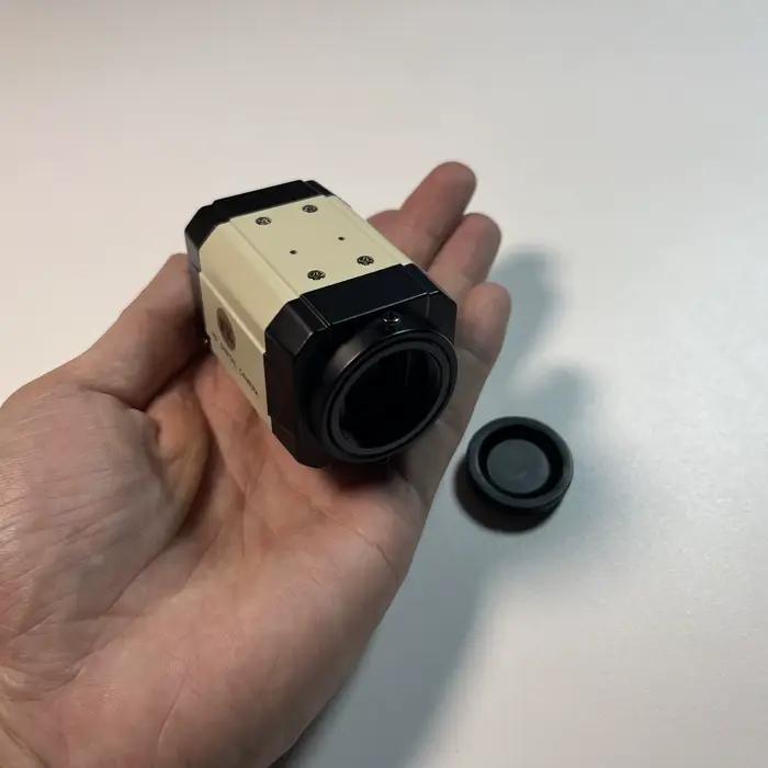 Caméra de sécurité analogique HD 1080P AHD CVI TVI CVBs 4-en-1 mini CCTV avec monture CS