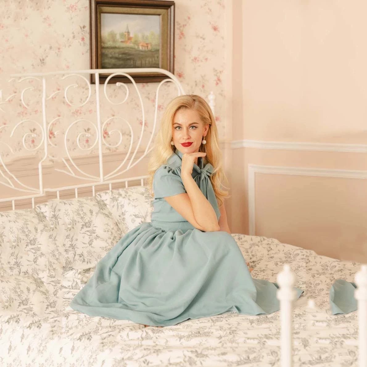 Robe plissée bleue 2025 style vintage avec nœud papillon, boutonnée, élégante pour femme, été, ceint