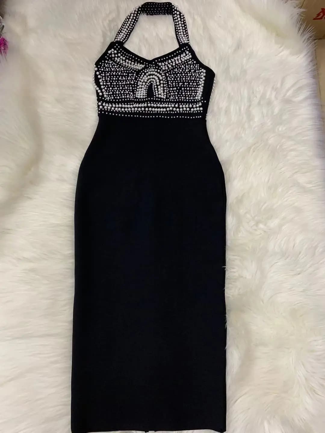 Top qualité haute rue blanc noir Sexy épaules dénudées sans manches perles brillant genou longueur r
