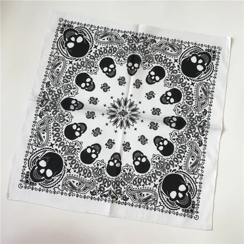Plus coloré imprimé crâne Paisley géométrique coton Bandanas femmes bandeau carré écharpe foulard ch