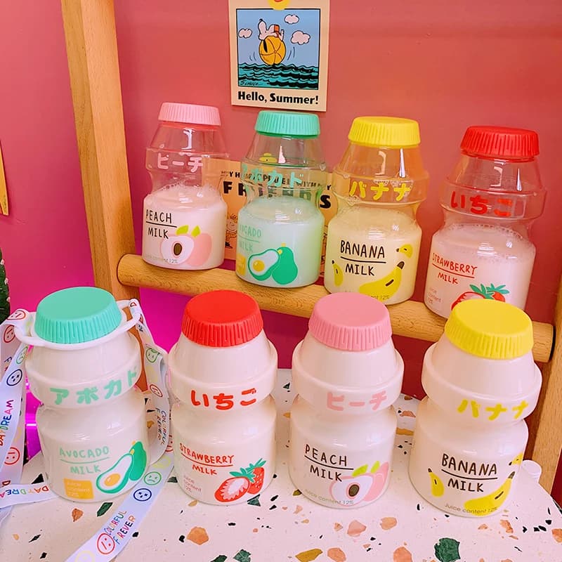 Ins 480ml mignon fruits bouteille d'eau sans BPA mode fraise lait bouteilles d'eau Portable résistan