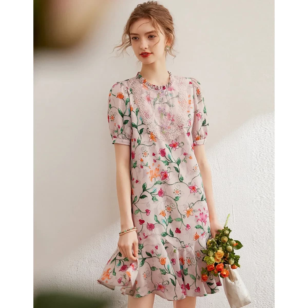 Modiis Yao-Robe florale brodée élégante, dentelle perlée, col rond, manches courtes, robe courte A-L