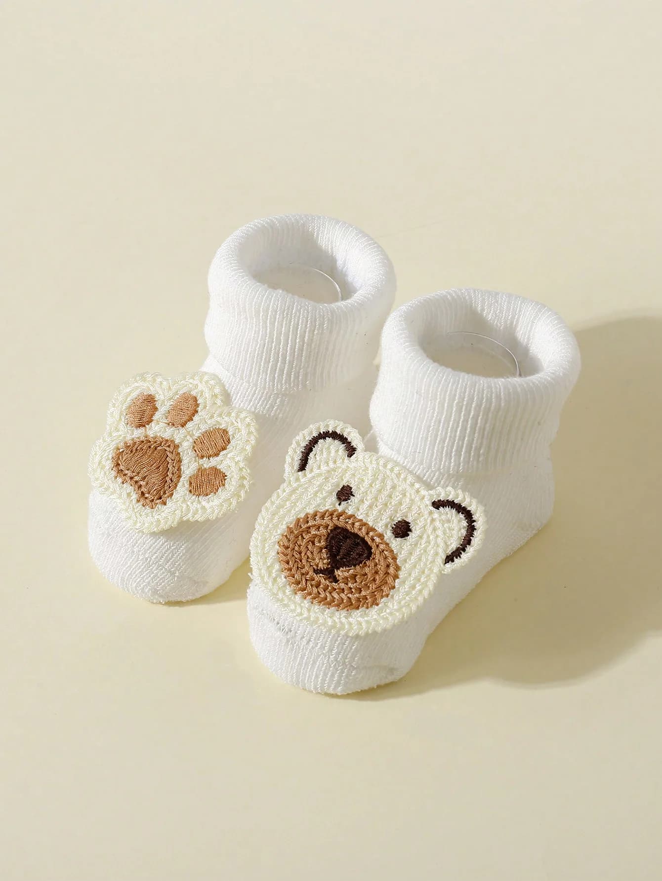 4 paires de chaussettes ours de dessin animé mignon pour bébé, chaussettes antidérapantes en coton d