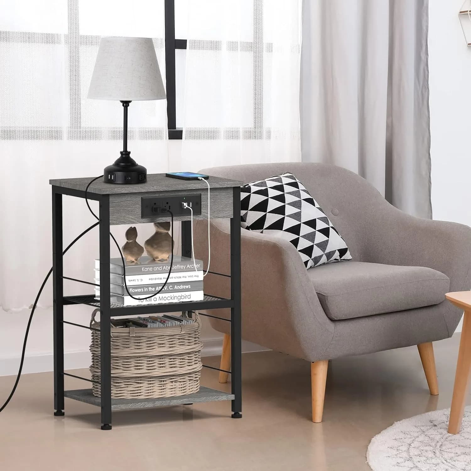Table de chevet avec station de développement, table d'appoint à 3 étages avec port USB et prise, ta