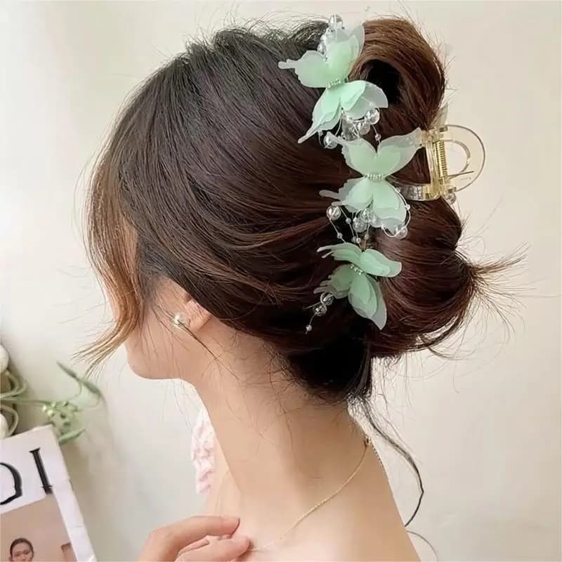 Pince à griffes papillon transparente bleu clair/rose |   Pince à cheveux Fairycore en perles et str