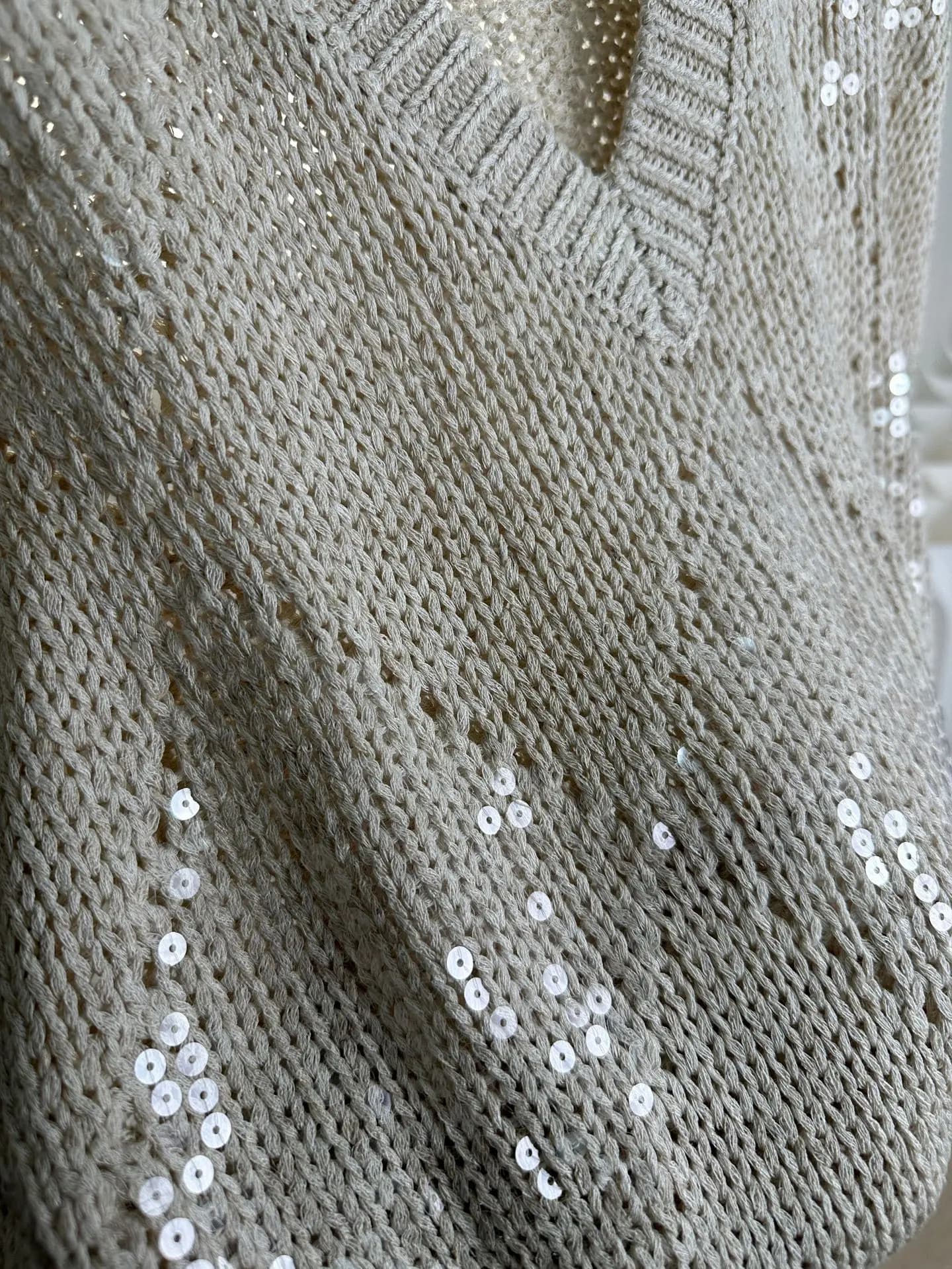 Pull tricoté léger de luxe pour femmes, grille de diamant creuse, paillettes brodées, manches chauve