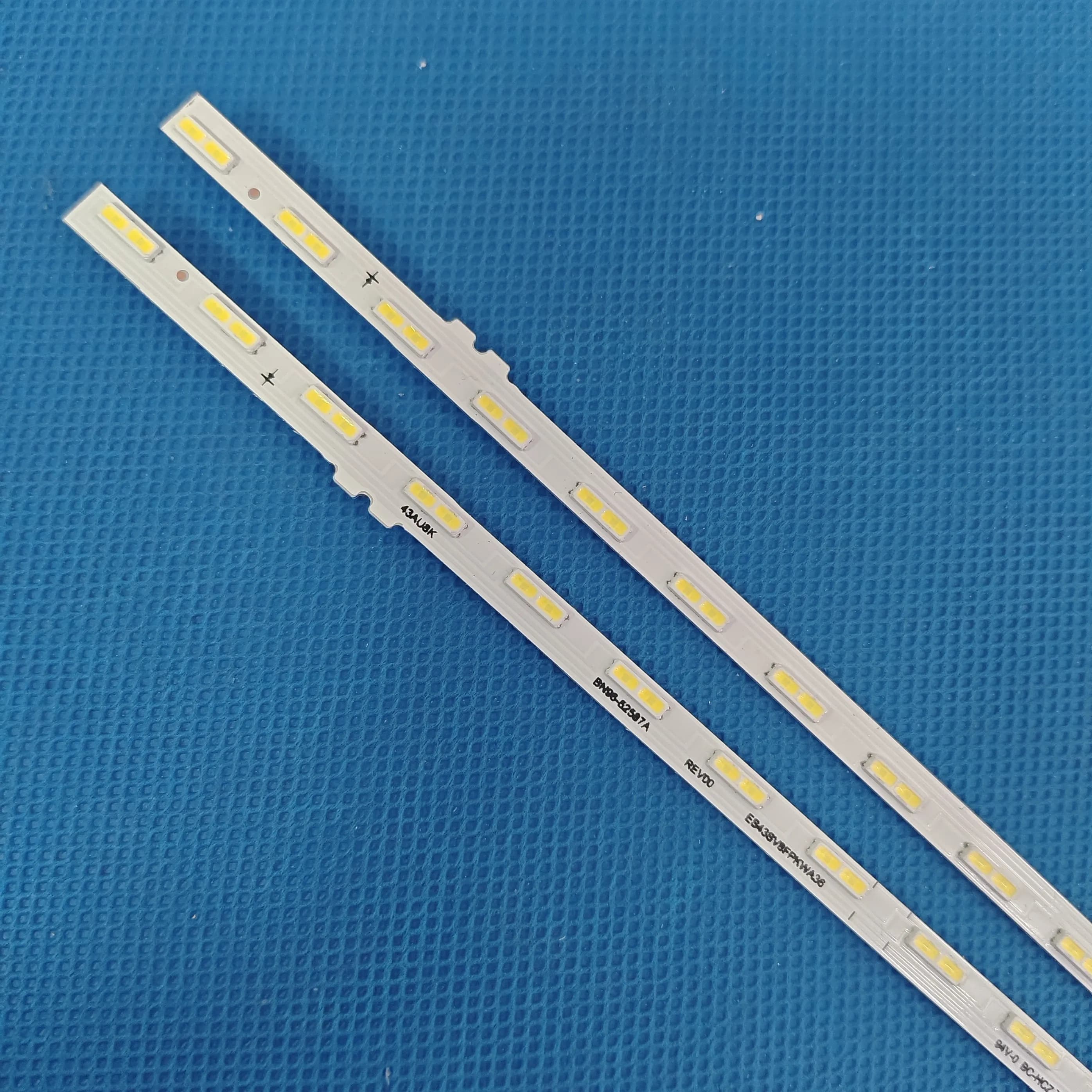 Bande de rétro-éclairage LED 36LED LM41-01040A 43AU8K BN96-52587A pour UE43AU8000 UE43AU8005K UE43AU