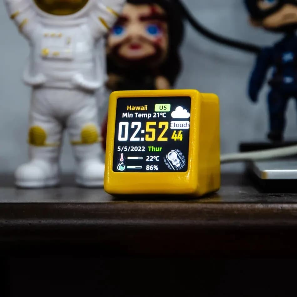 Mini Station d'horloge numérique WiFi, Super Cool, avec écran LCD IPS, Gadget pour la décoration