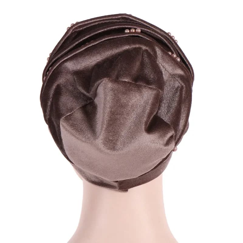 Bonnet d'hiver plissé en velours pour femmes, couvre-chef avec perles, turban, couvre-chef islamique