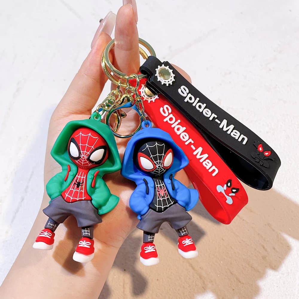 Lot de 4 porte-clés Marvel Spider-Man, série Avengers, dessin animé, bande dessinée, porte-clés cool
