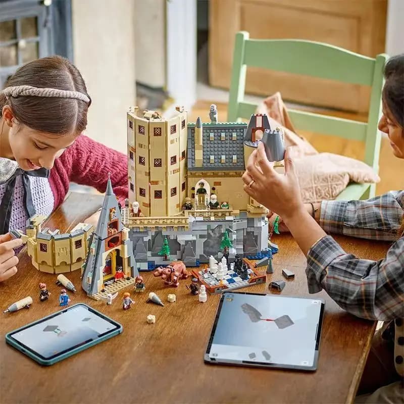 Nouveau 76454 2135 pièces Château de Poudlard : La Tour Principale Blocs de Construction Style Rétro