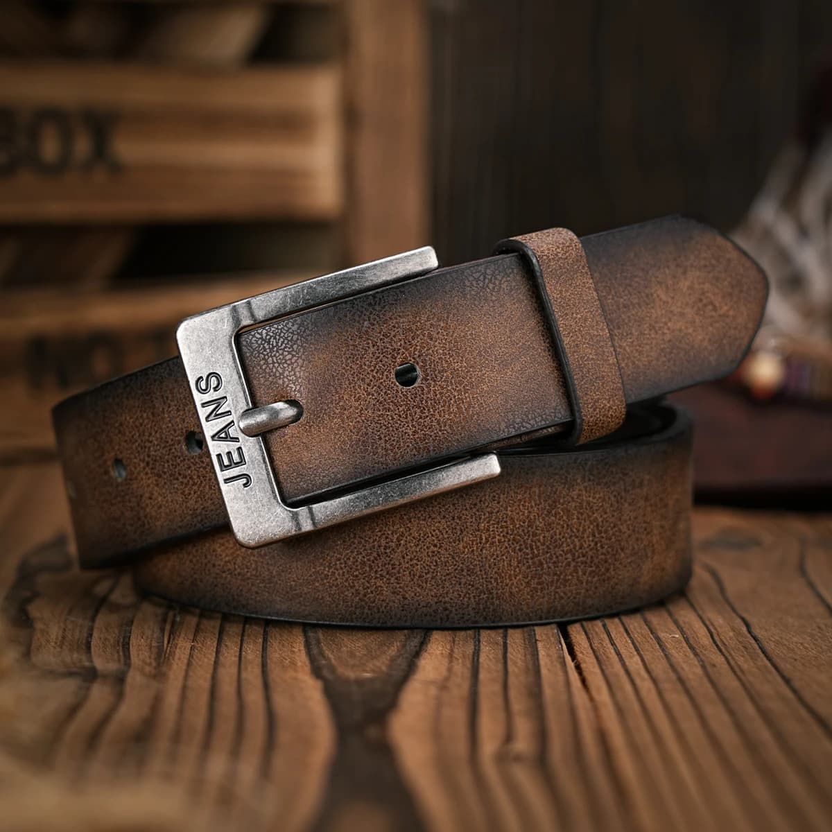 Une ceinture rétro décontractée pour hommes et femmes, style occidental! Ceinture en cuir PU avec bo