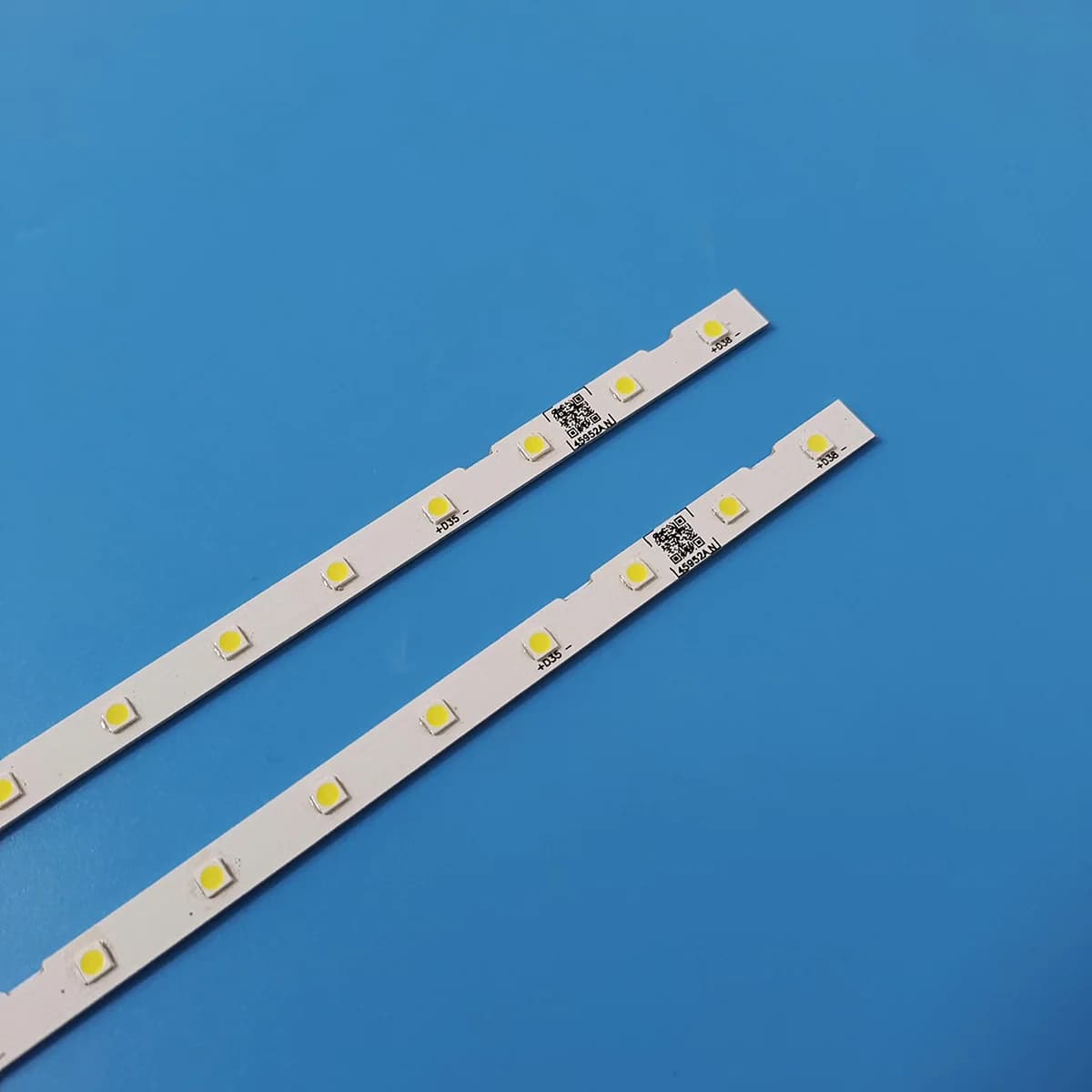 Bandes LED (2) pour Samsung UE50NU7025 UE50NU7025K UN50NU7100 UE50NU7100 UE50NU7400 UN50NU7400 UE50N