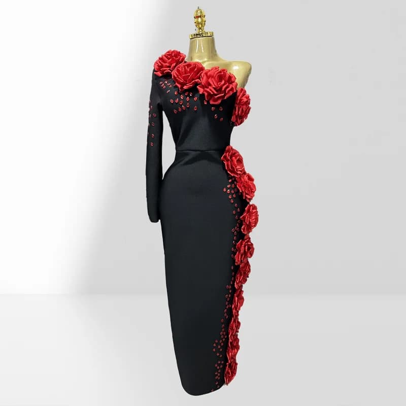 2025 nouvelles fleurs rouges brillant diamants Sexy épaule Oblique noir robe de pansement femme robe