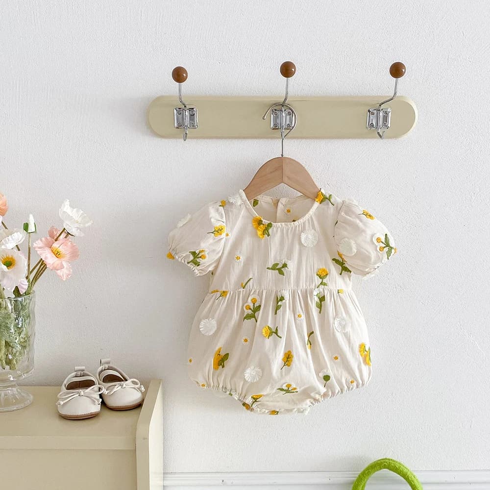 Vêtements d'été pour filles, body une pièce à manches courtes avec broderie de marguerites, 2025