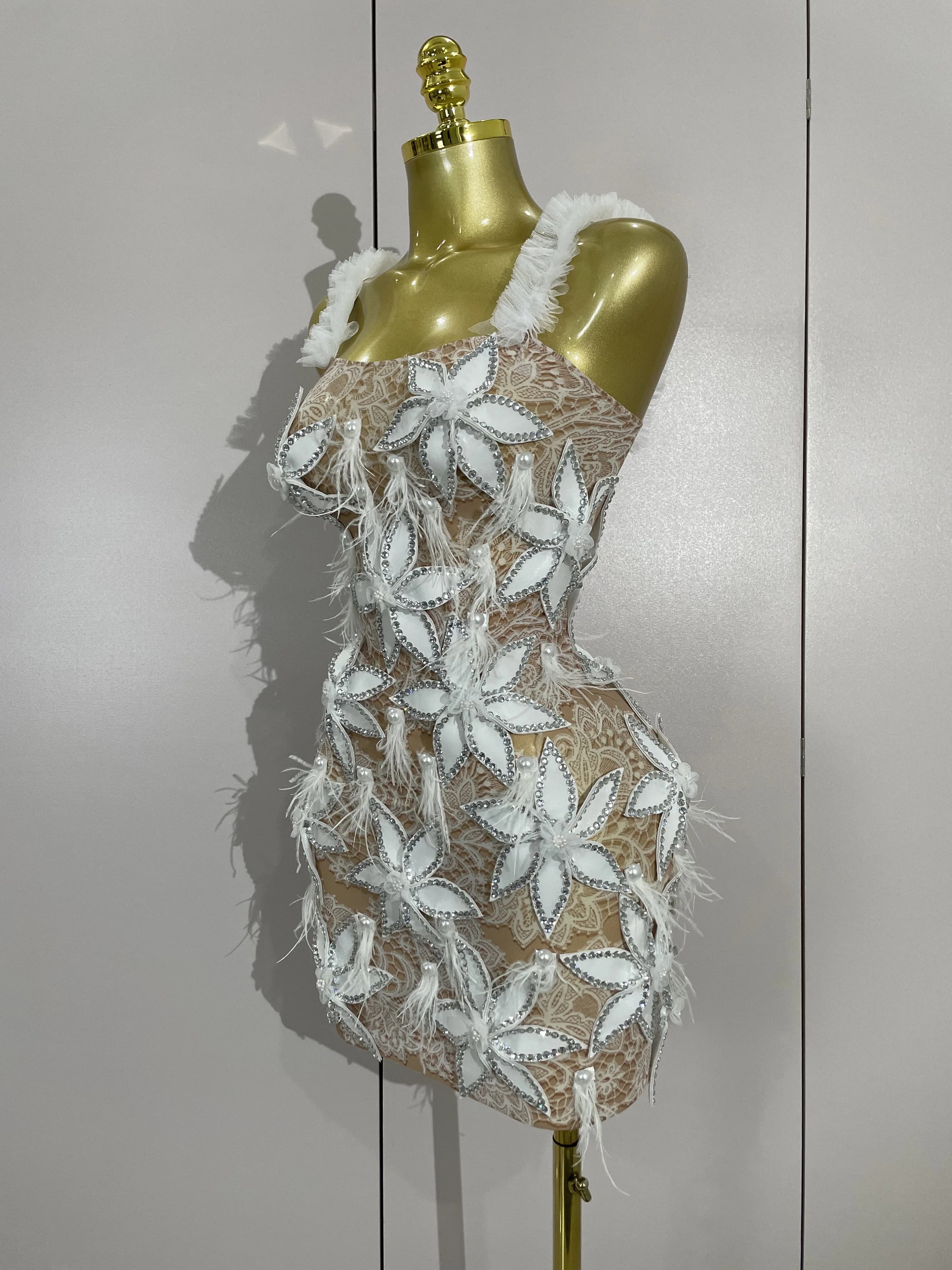 Sexy brillant diamant fleurs plumes blanc Transparent Slip robe courte soirée bal célébrer anniversa