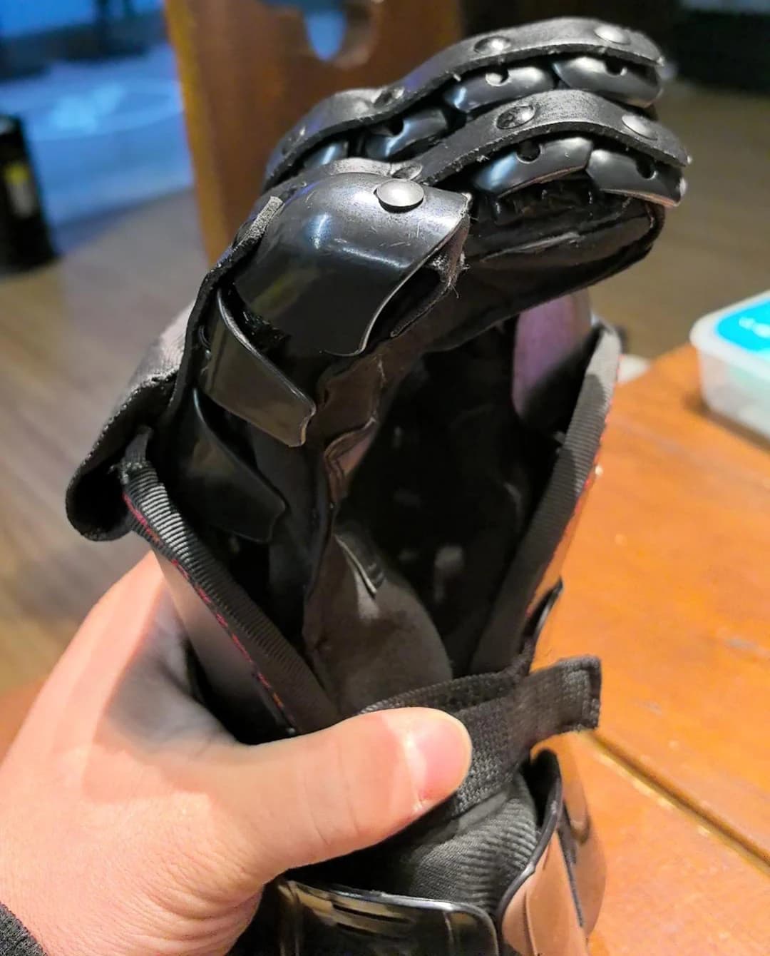 Gants tactiques en acier pour équipement à une main, gants de combat pour main gauche/droite