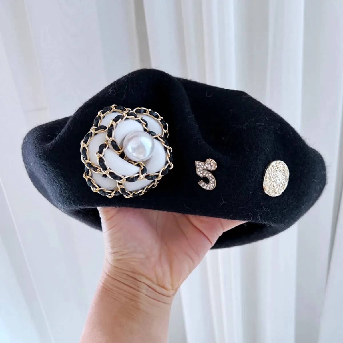 Béret en laine à fleurs pour femmes, 1 pièce, nouvelle marque, chapeau d'hiver pour femmes, bérets p