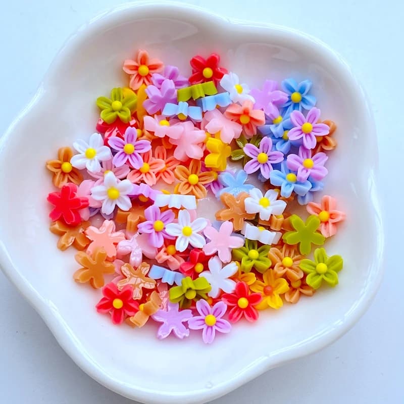 200 pièces nouveau mignon Mini 8mm fleur dos plat résine amélioration des ongles bijoux artisanat dé