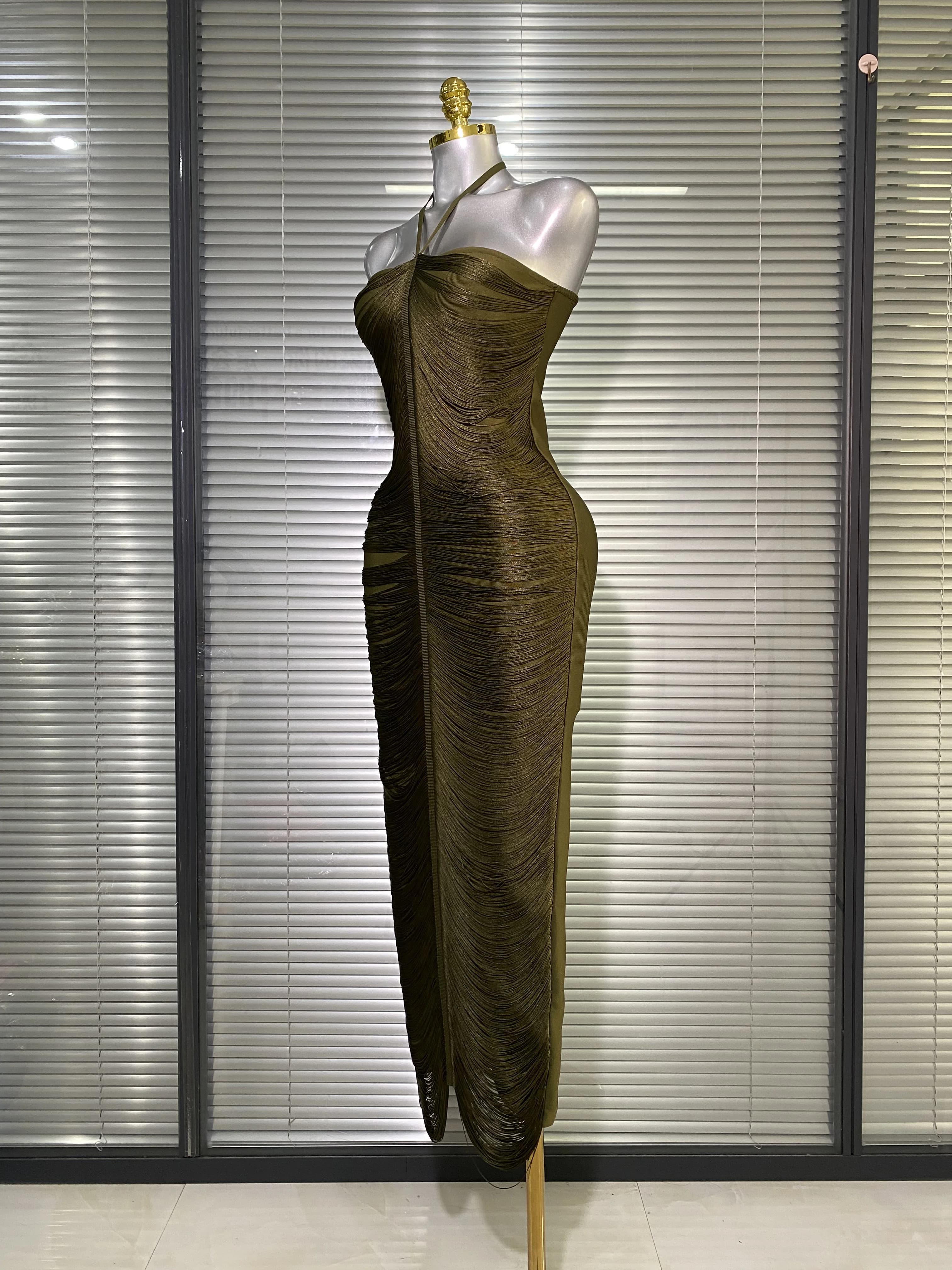 Été nouveau 2025 femmes Sexy célébrité licou armée vert tricot robe de pansement dames longue soirée