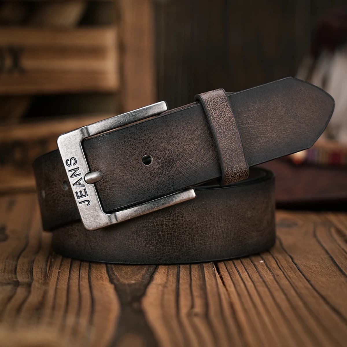 Une ceinture rétro décontractée pour hommes et femmes, style occidental! Ceinture en cuir PU avec bo