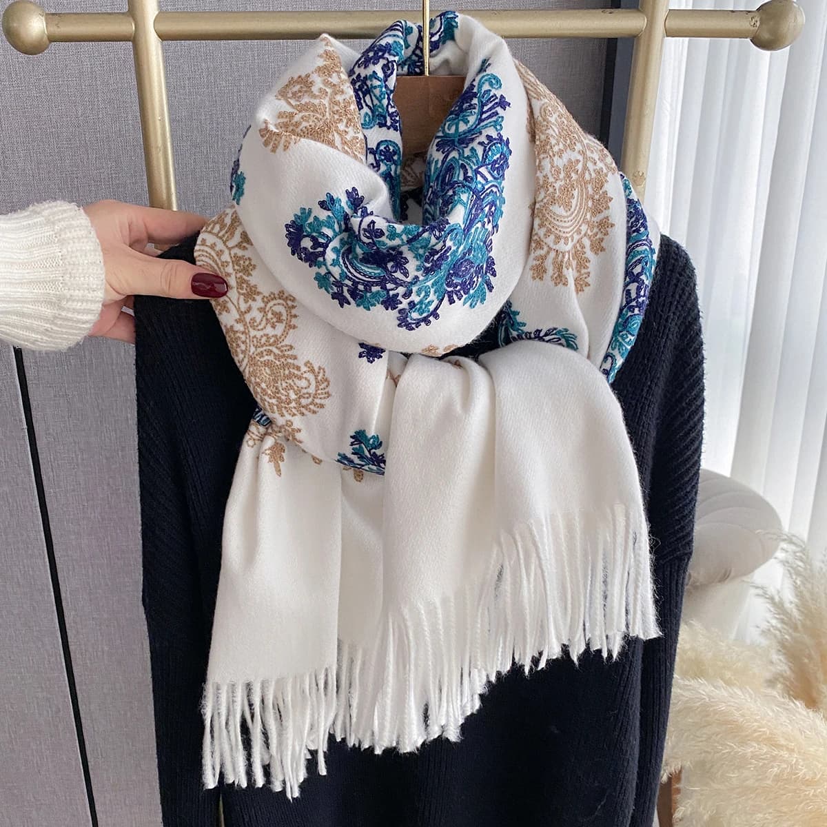 Femmes mode hiver chaud cachemire foulards broderie Pashmina couverture épais châle enveloppement fo