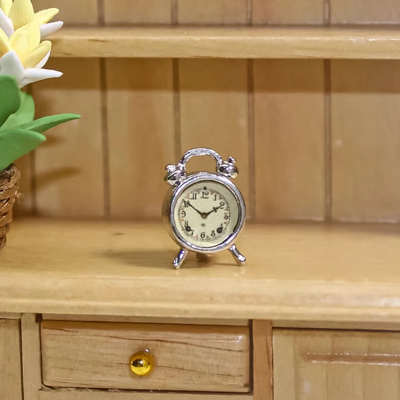 1 réplique miniature de réveil en métal pour maison de poupée : modèle de décoration de scène de cha