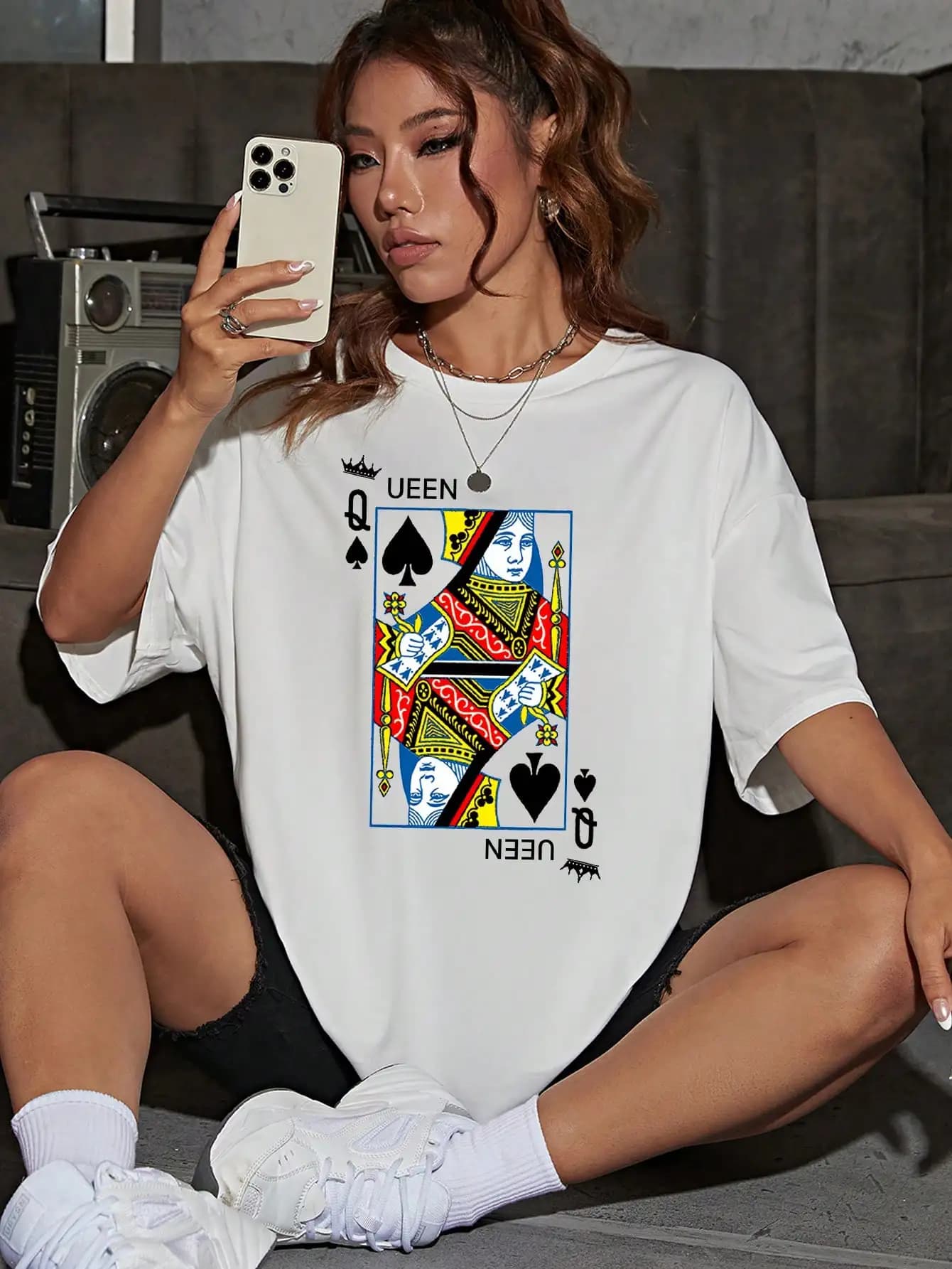 T-shirt imprimé carte à jouer Queen of Spades pour femmes, t-shirt décontracté, vêtements de rue, co