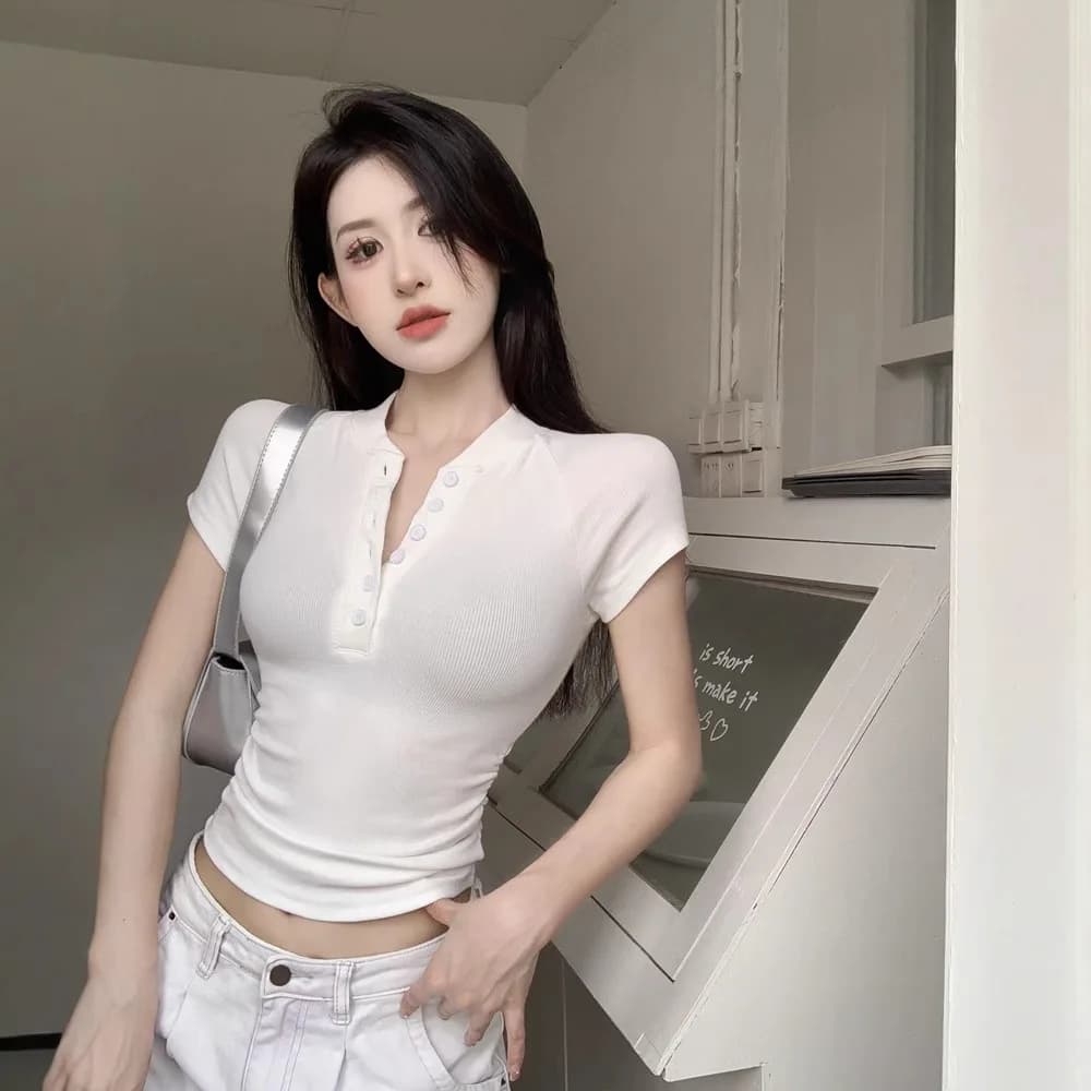 1 pièces été femmes T-shirt fille bouton demi col ouvert T-shirt dame à manches courtes haut ajusté 