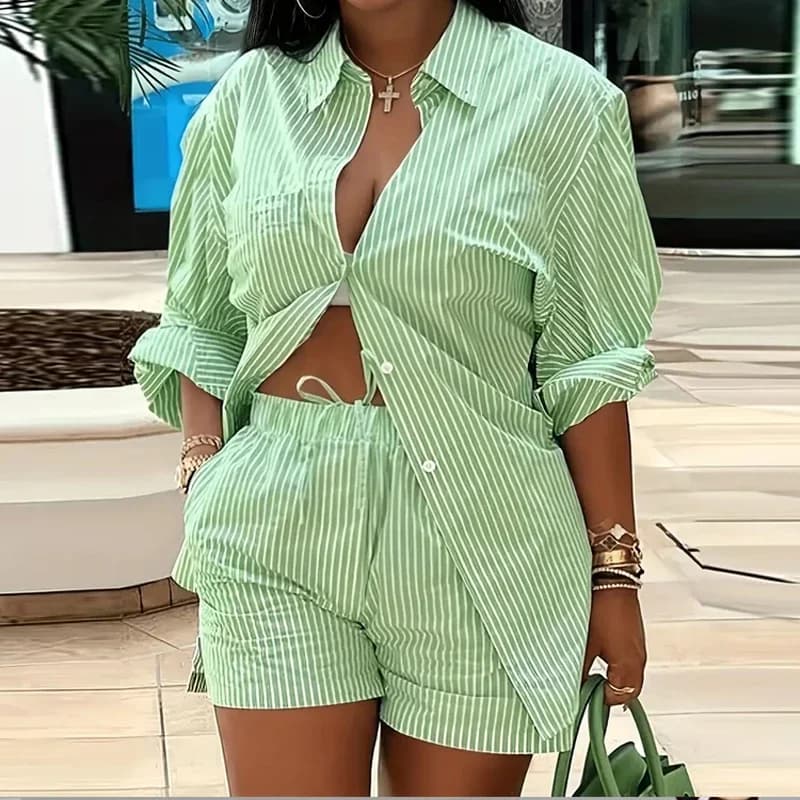 Chemisier et short à boutons et col rabattu pour femmes, tenue Sexy, imprimé rayé, costume deux pièc