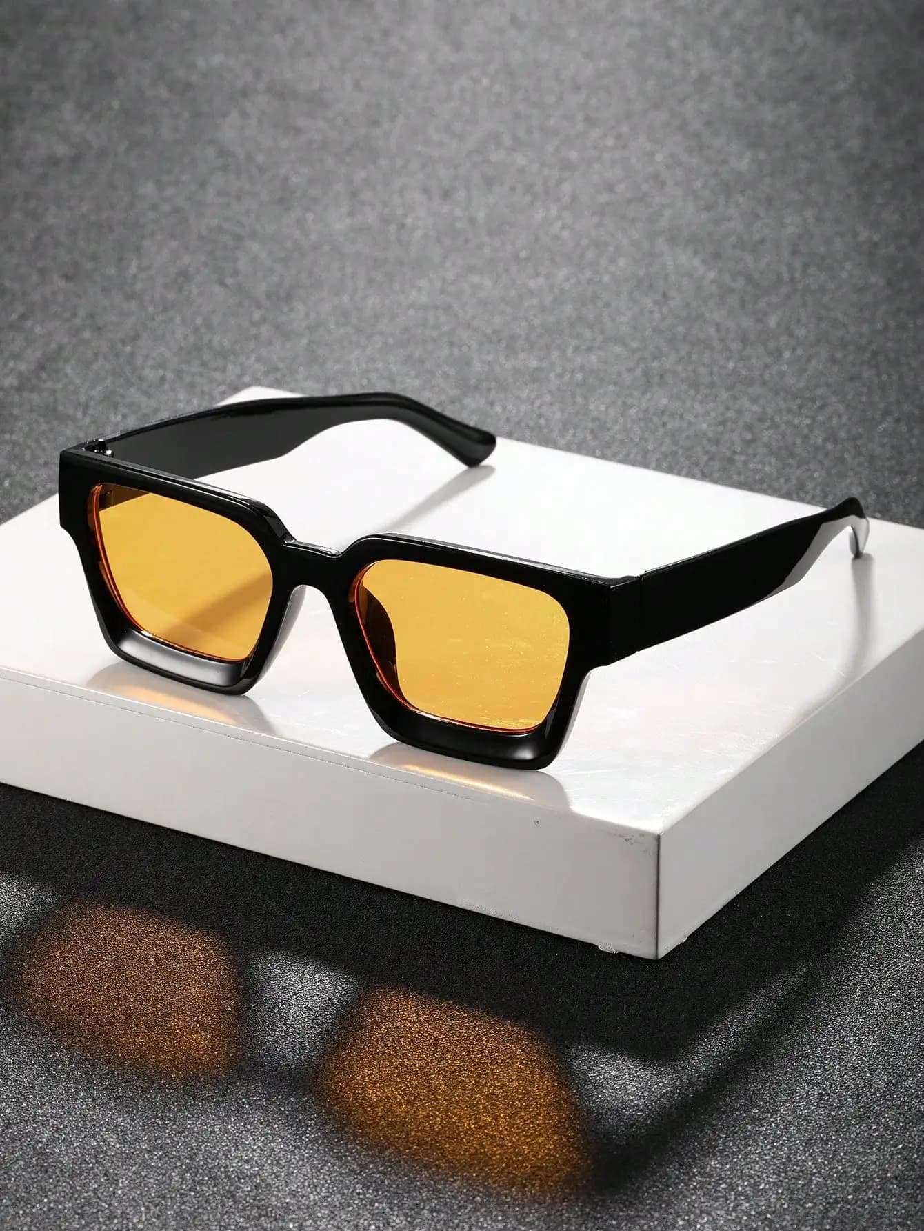 1/2 PC S classique mode carré cadre en plastique femmes lunettes de soleil pour hommes vie quotidien