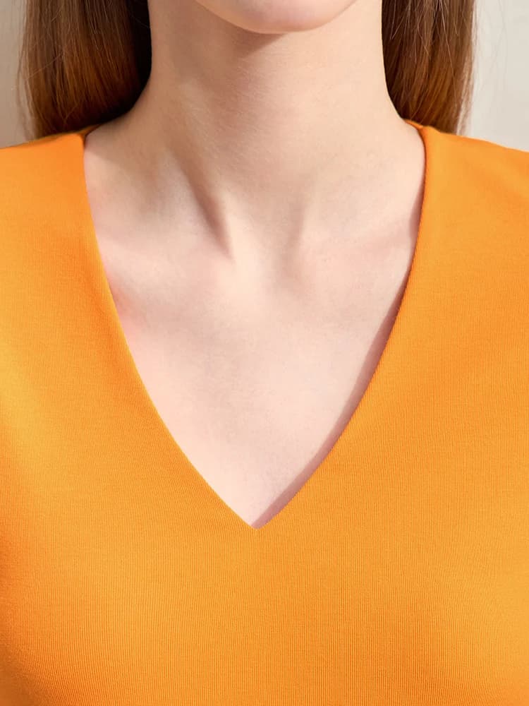 Amii minimalisme 2024 été nouveau col en v T-Shirts femmes coton tricoté demi manches T-shirt femme 