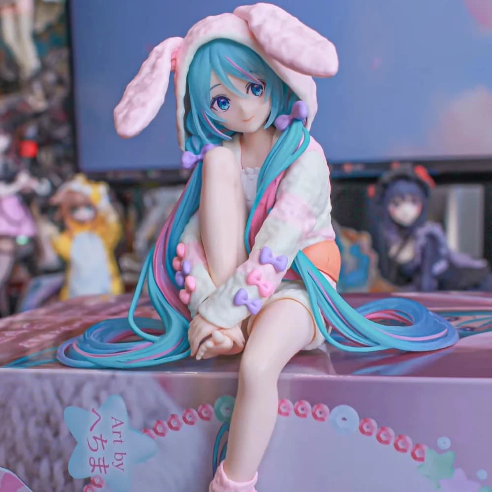 15CM Anime HATSUNE MIKU Figure bouchon de nouilles Figure lapin oreille pyjamas modèle jouet poupée 