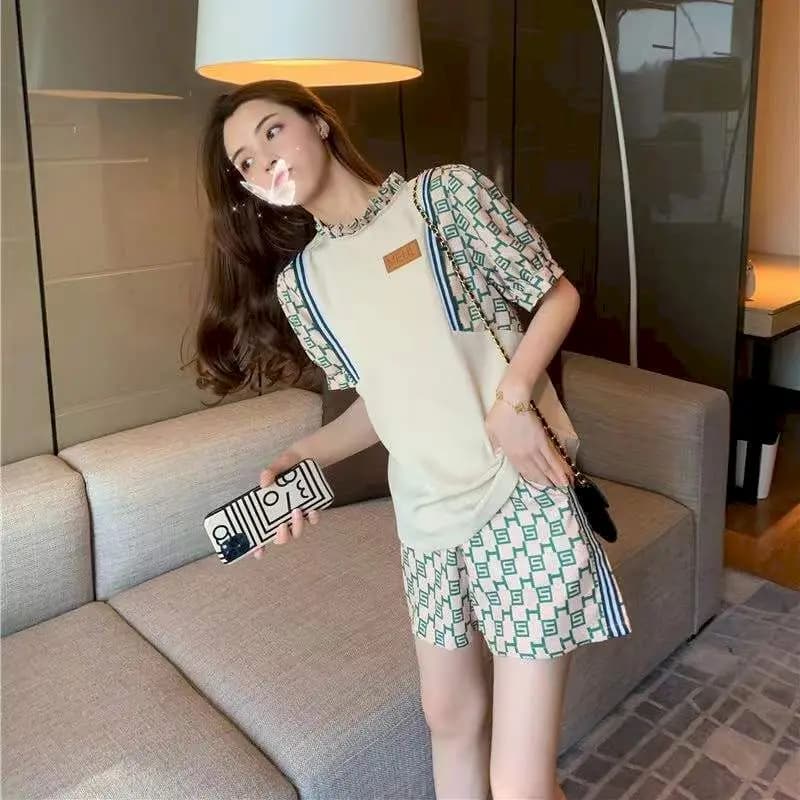 Été 2025 tempérament ensembles femmes mode tendance à manches courtes t-shirt et Short décontracté d