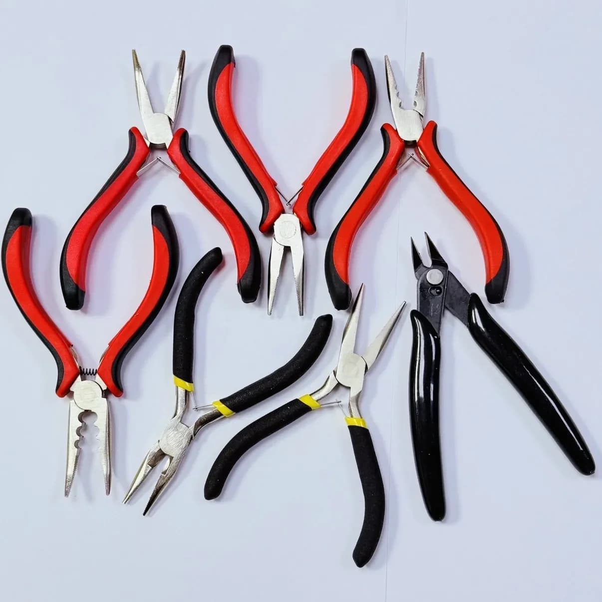 Différents types de pinces pour extensions de cheveux pour anneaux en micro-silicone, pinces pour ex