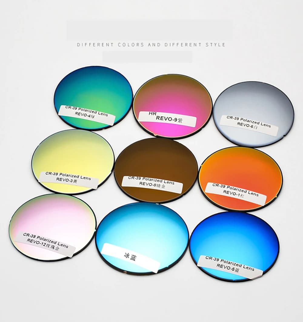 Une paire de lentilles optiques polarisées, verres teintés miroir, Prescription, myopie, presbytie, 