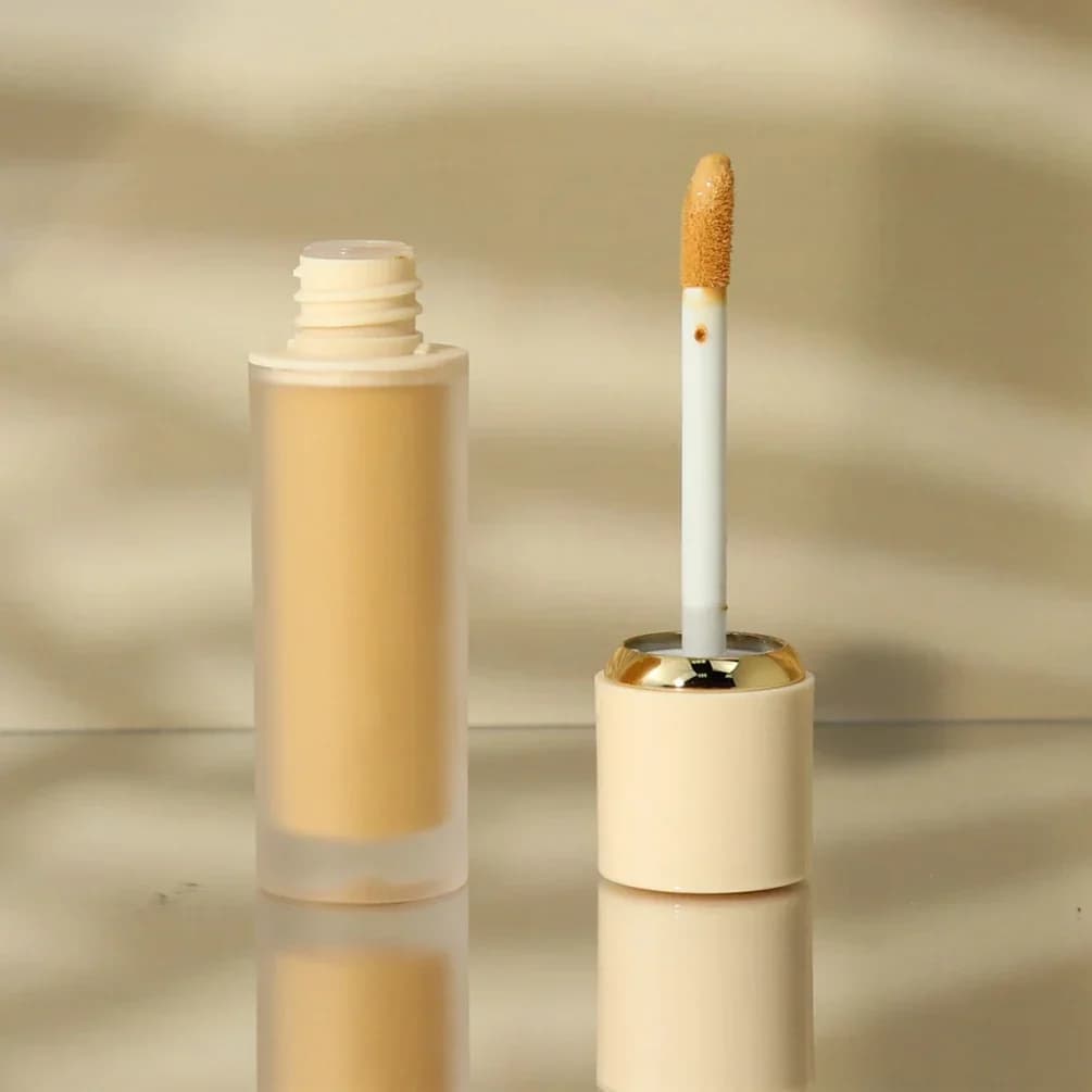 Correcteur liquide monochrome avec logo personnalisé, apprêt à tube rond, fond de teint éclaircissan
