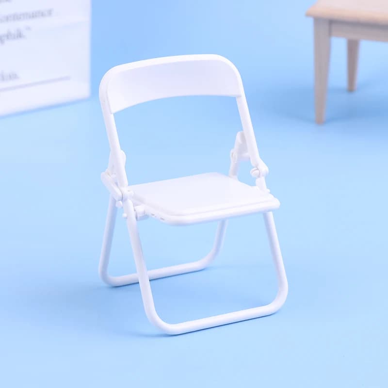 Chaise pliante l'inventaire noire et blanche, modèle de fauteuil, maison de courses, décor de maison