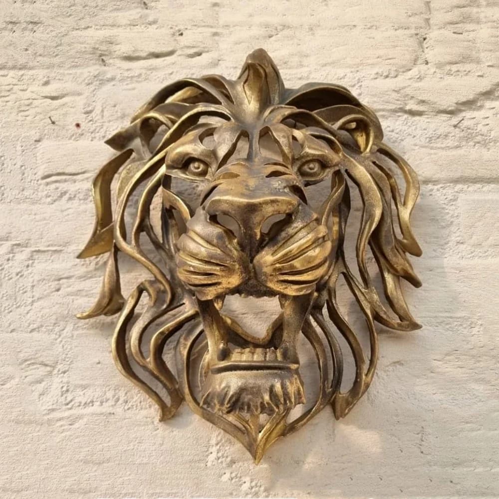 Pièce unique : Grande sculpture murale tête de lion en résine dorée, décoration murale de luxe pour 