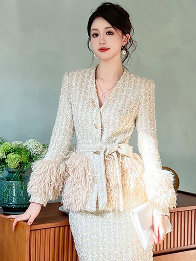Vestes de luxe élégantes pour femmes, manteau à bandes avec ceinture en fourrure artificielle en Twe