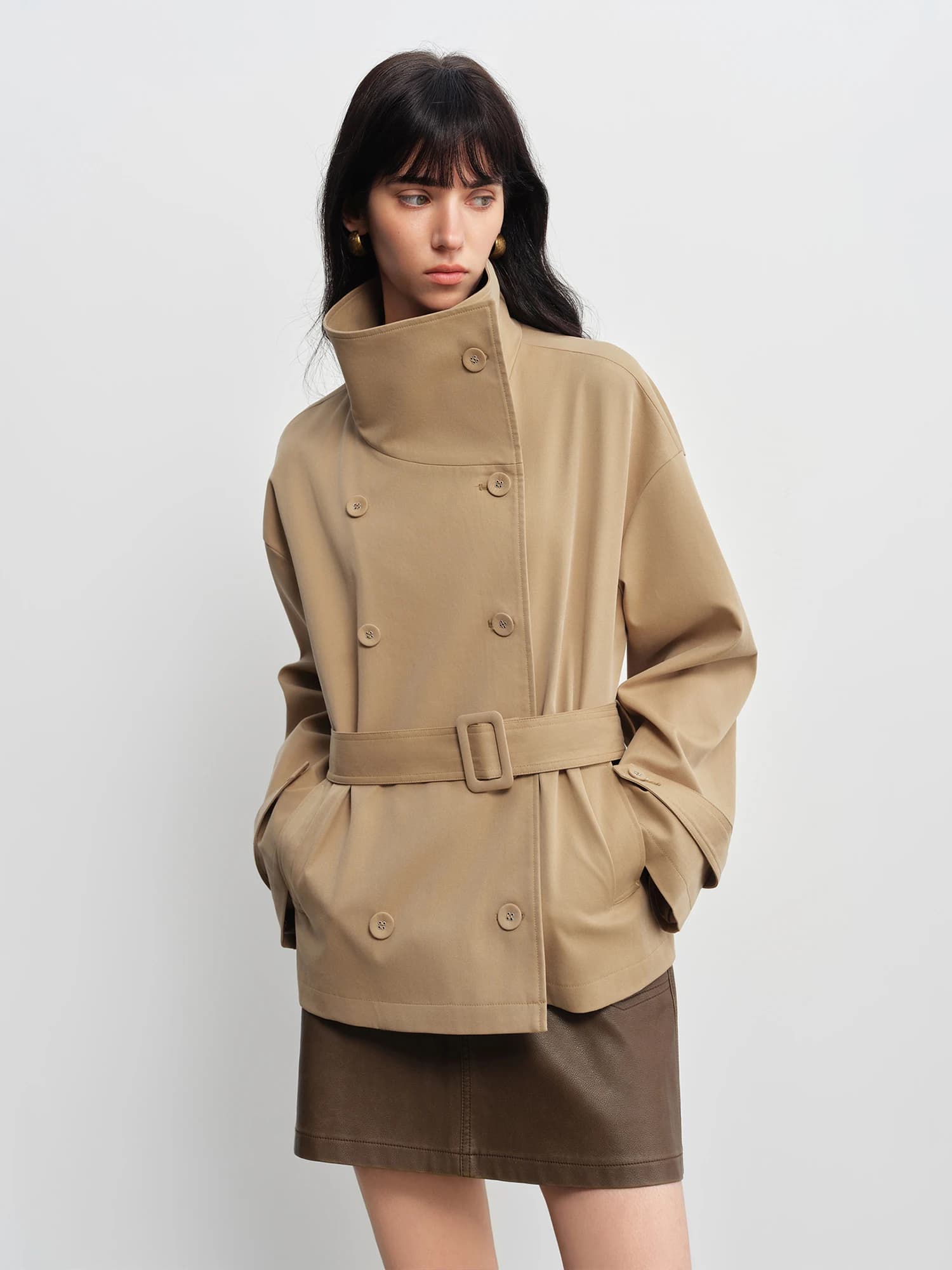 Veste courte matelassée pour femme ZIQIAO 2026, printemps, petite taille, col montant, épaules tomba