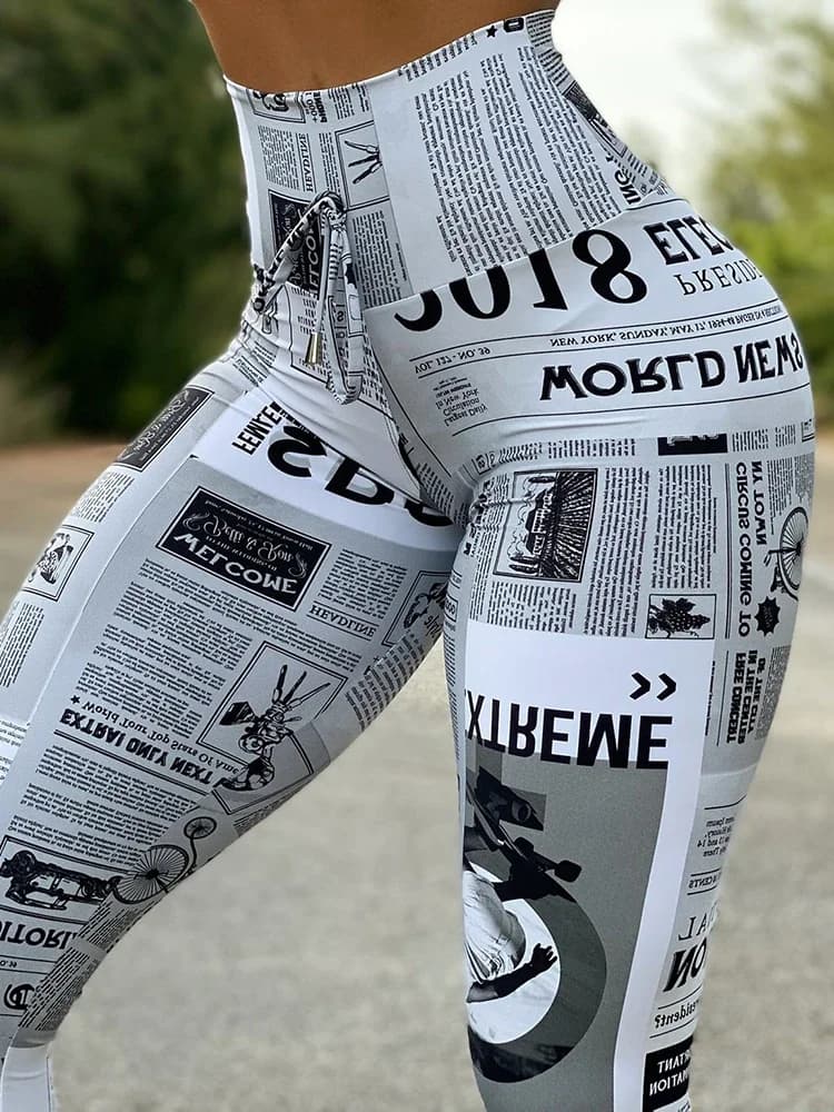 Pantalon de levage de fesses imprimé journal pour femmes, nouvelle tendance, été 2021, Anime, taille
