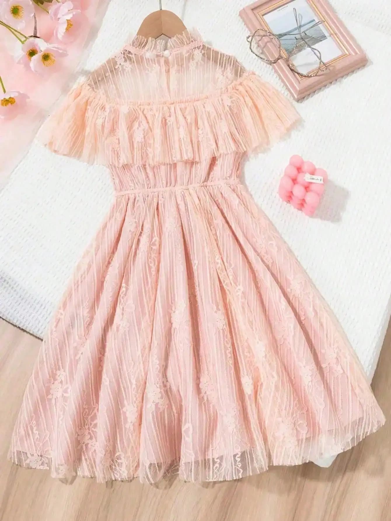 Robe de princesse en dentelle de style coréen, couleur unie, légèrement élastique, coupe ajustée pou