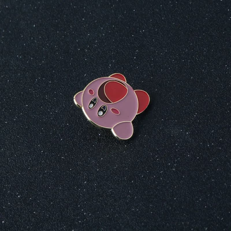 Kirby Anime broches pour sacs à dos Badges sur Manga émail broche accessoires pour bijoux choses mig