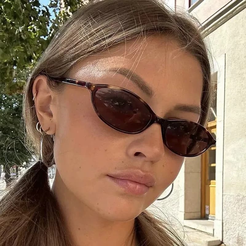 Lunettes de soleil ovales à petite monture pour femmes, nouveau Style rétro, Sexy, marron, tendance,