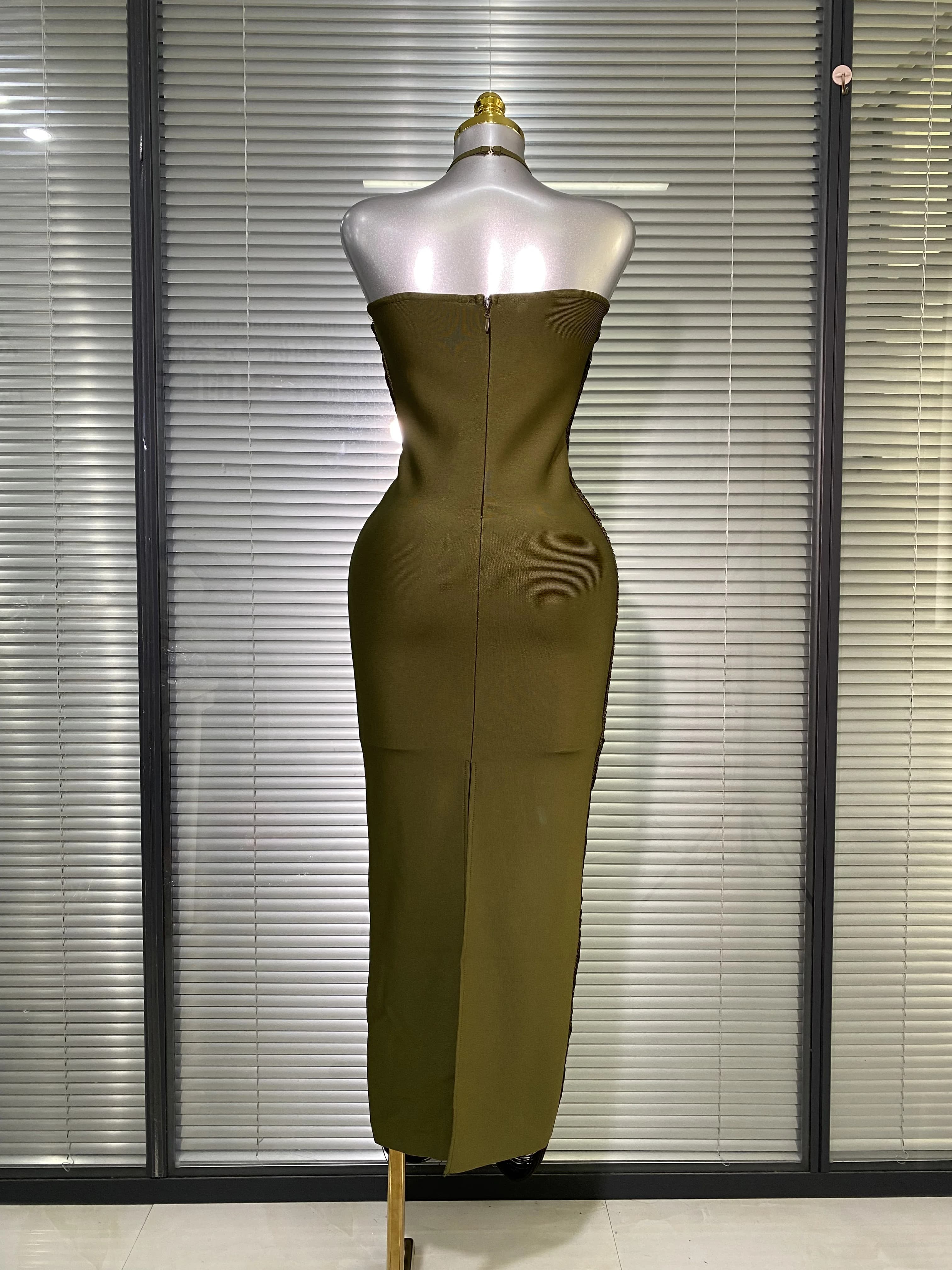 Été nouveau 2025 femmes Sexy célébrité licou armée vert tricot robe de pansement dames longue soirée