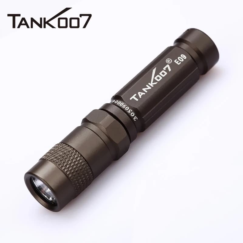 KHouseE09-Mini lampe de poche portable EDC, petite torche LED haute puissance, 120lm, batterie AAA, 