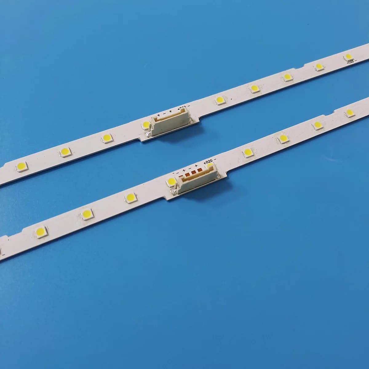 Bandes LED (2) pour Samsung UE50NU7025 UE50NU7025K UN50NU7100 UE50NU7100 UE50NU7400 UN50NU7400 UE50N
